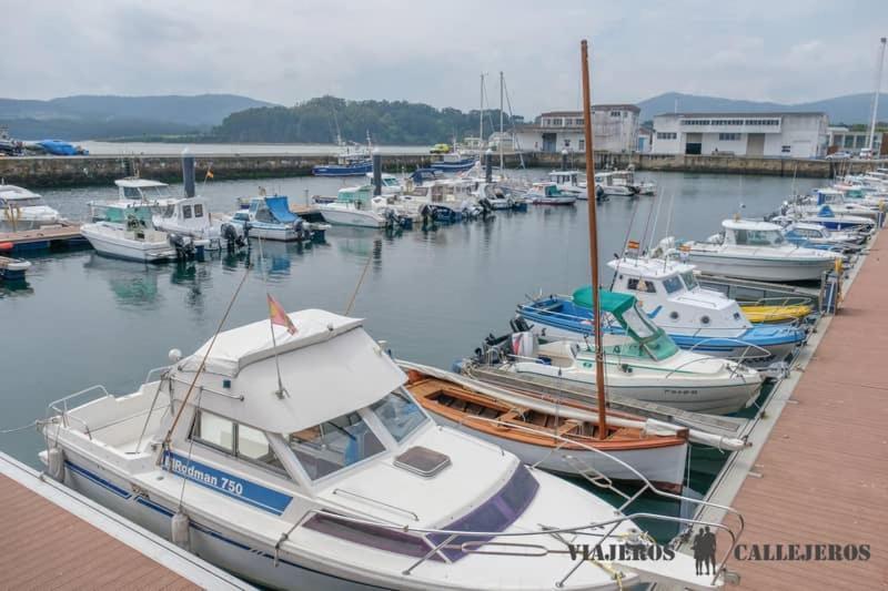 Ferienwohnung Enfoz Con Parking Y A La Orilla Del Mar Exterior foto
